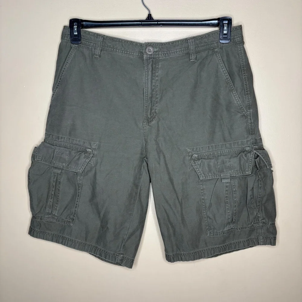 The North Face Mens Olive Green Cotton Cargo Shorts Size 36 Regular Fit Utility